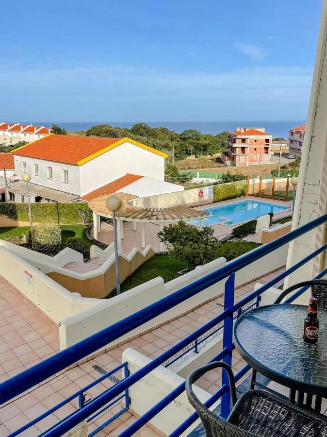 Peniche Master Bedroom With Sea View Balcony, Private Bathroom, Shared Kitchen, Swimming Pool, Surfing Resort Атогиа-да-Балейя Экстерьер фото